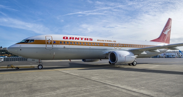 Qantas YS073 5164 (QAN) 737-800 Rollout Boeing Field Seattle