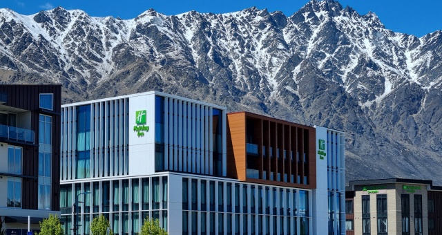 Opening date Remarkables Park